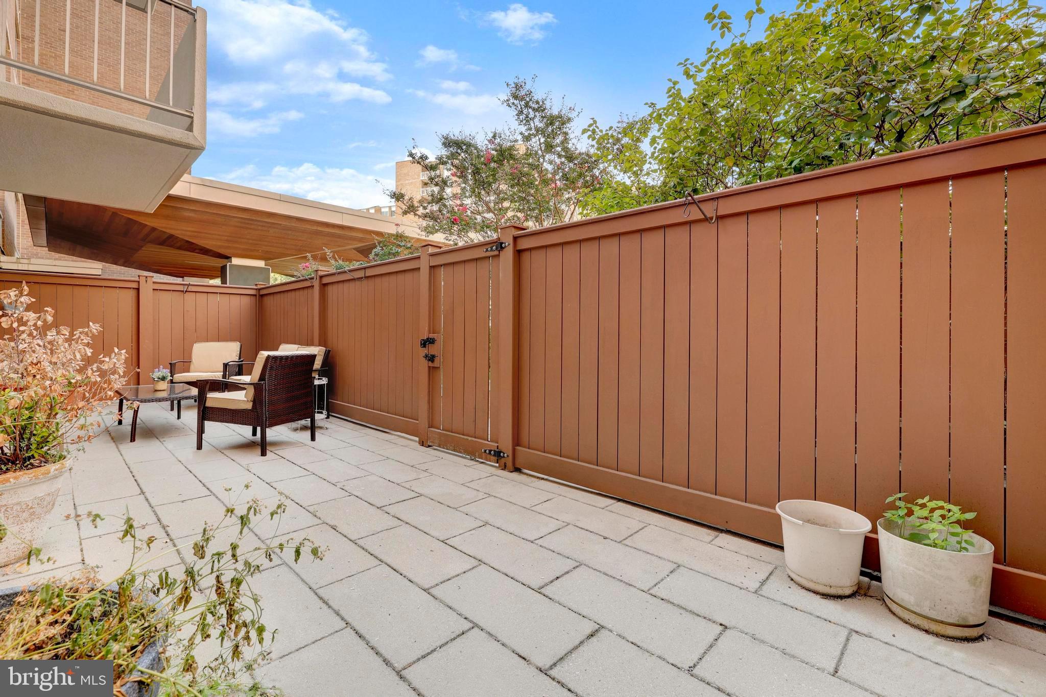 2939 van Ness STREET NW Unit: 631