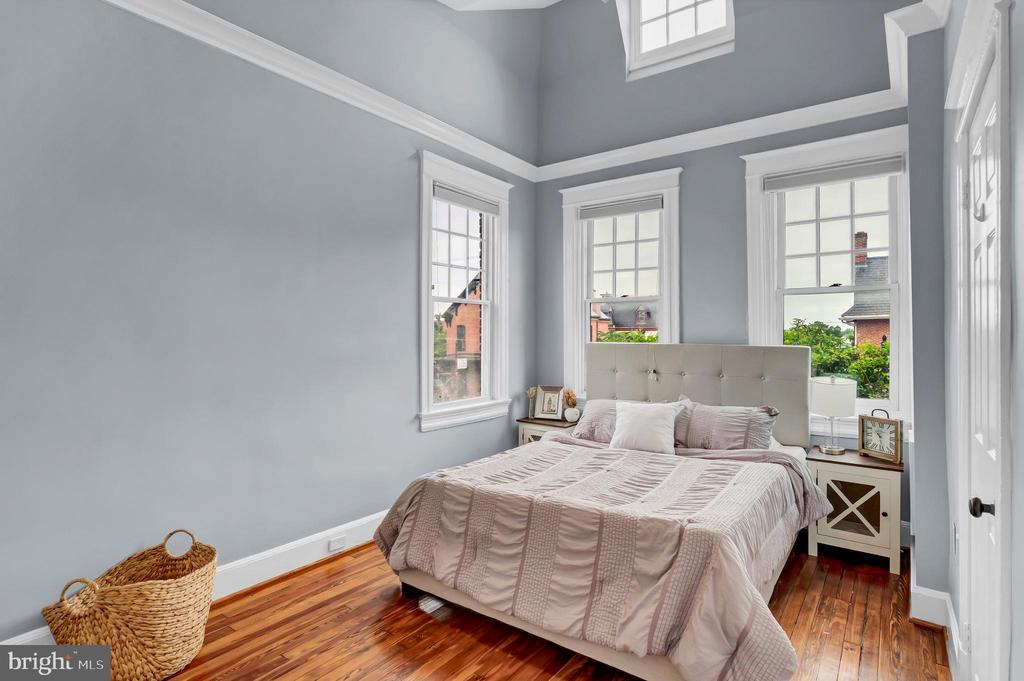 401 T St NW