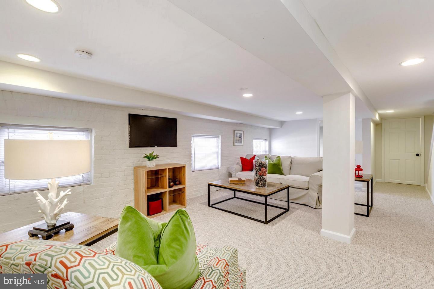 401 T St NW