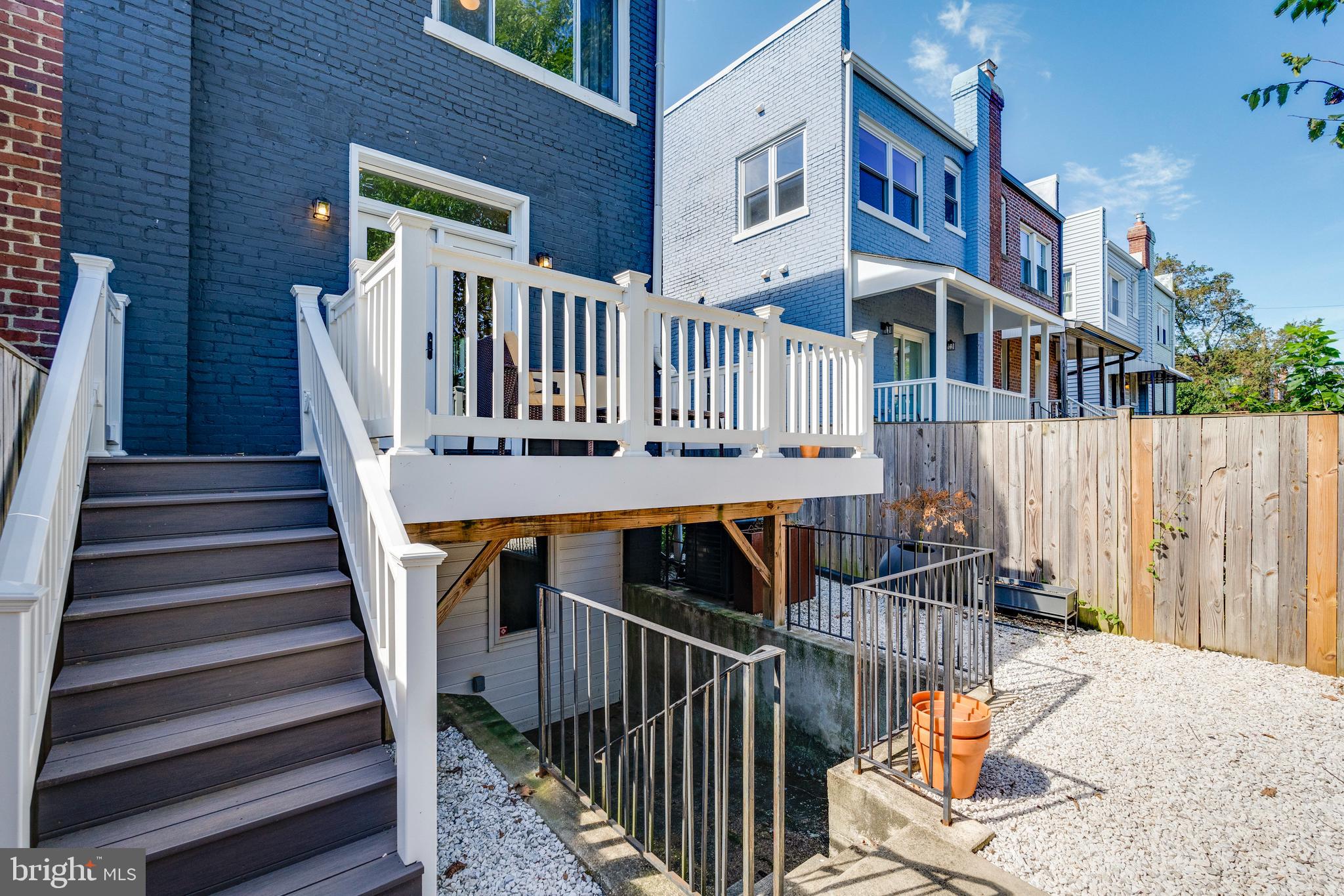 519 Tuckerman St NW