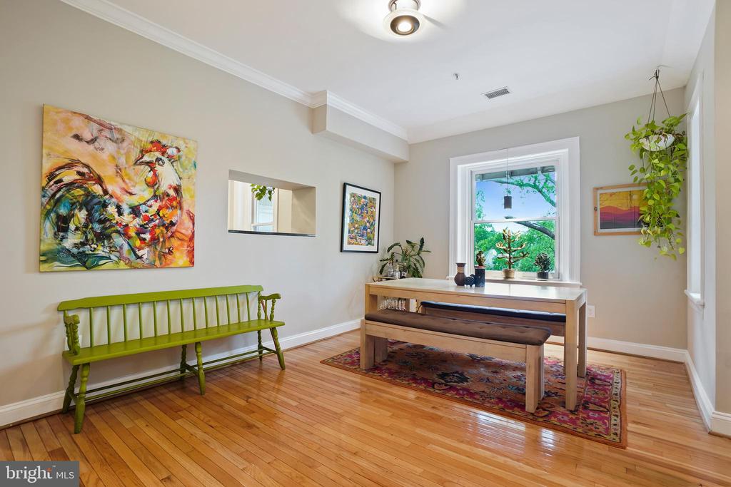 150 Rhode Island Ave NW #401