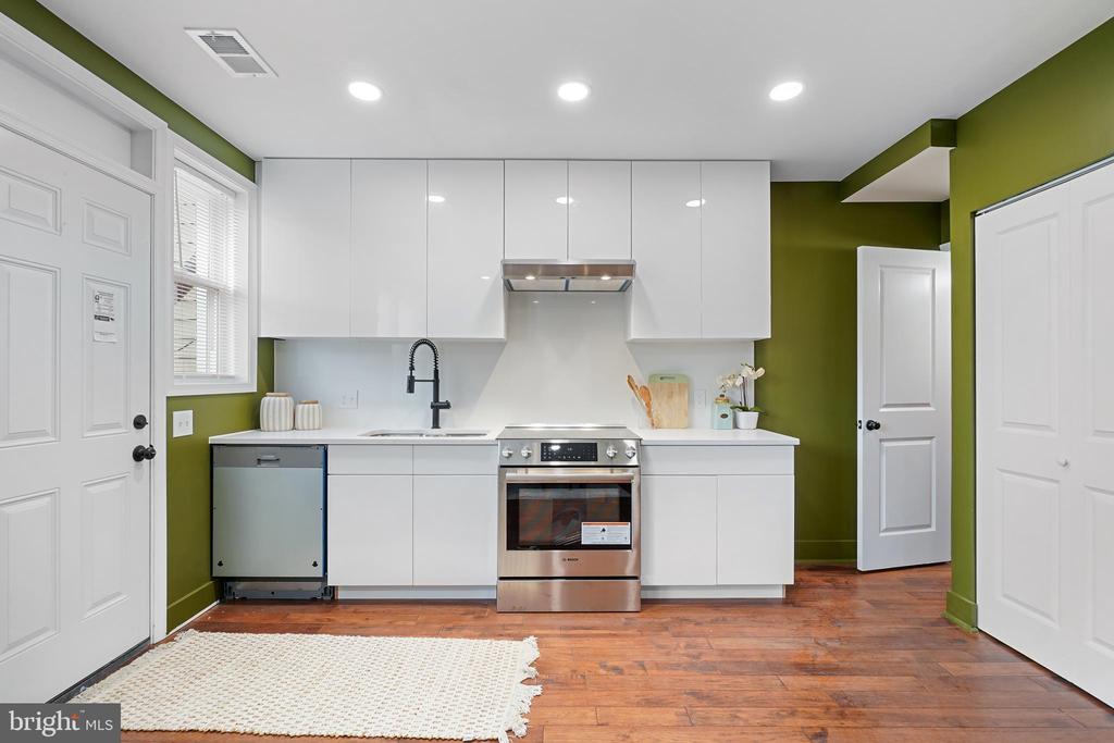 234 Gallatin St NW