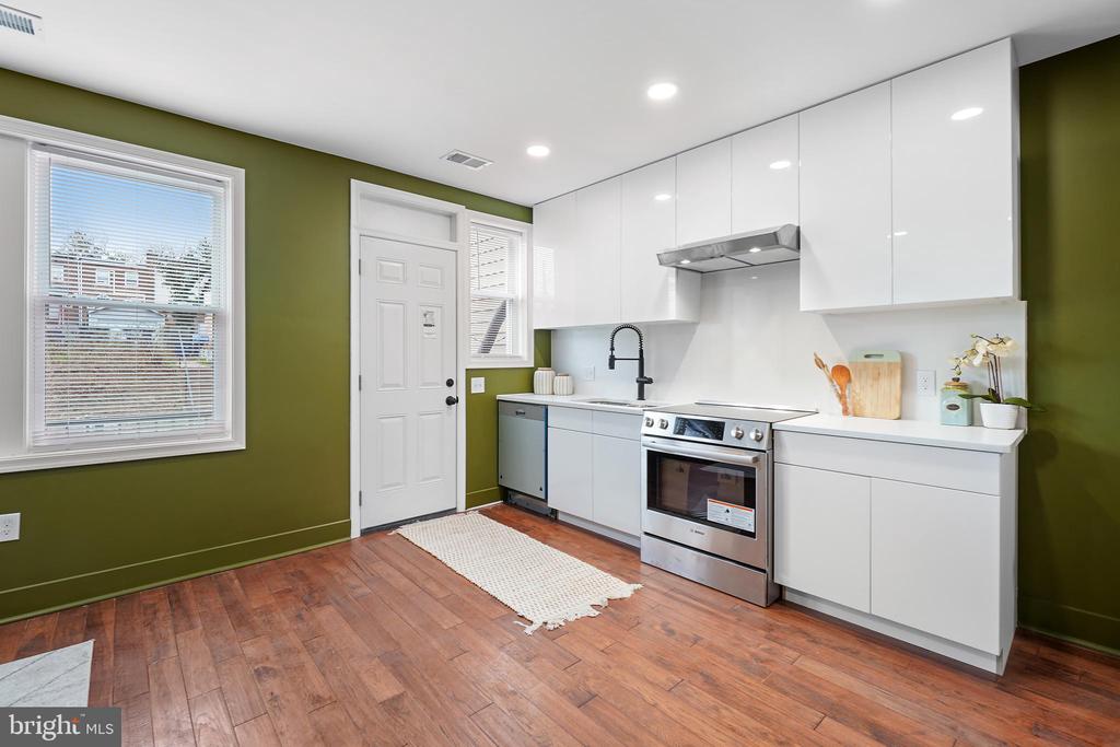 234 Gallatin St NW