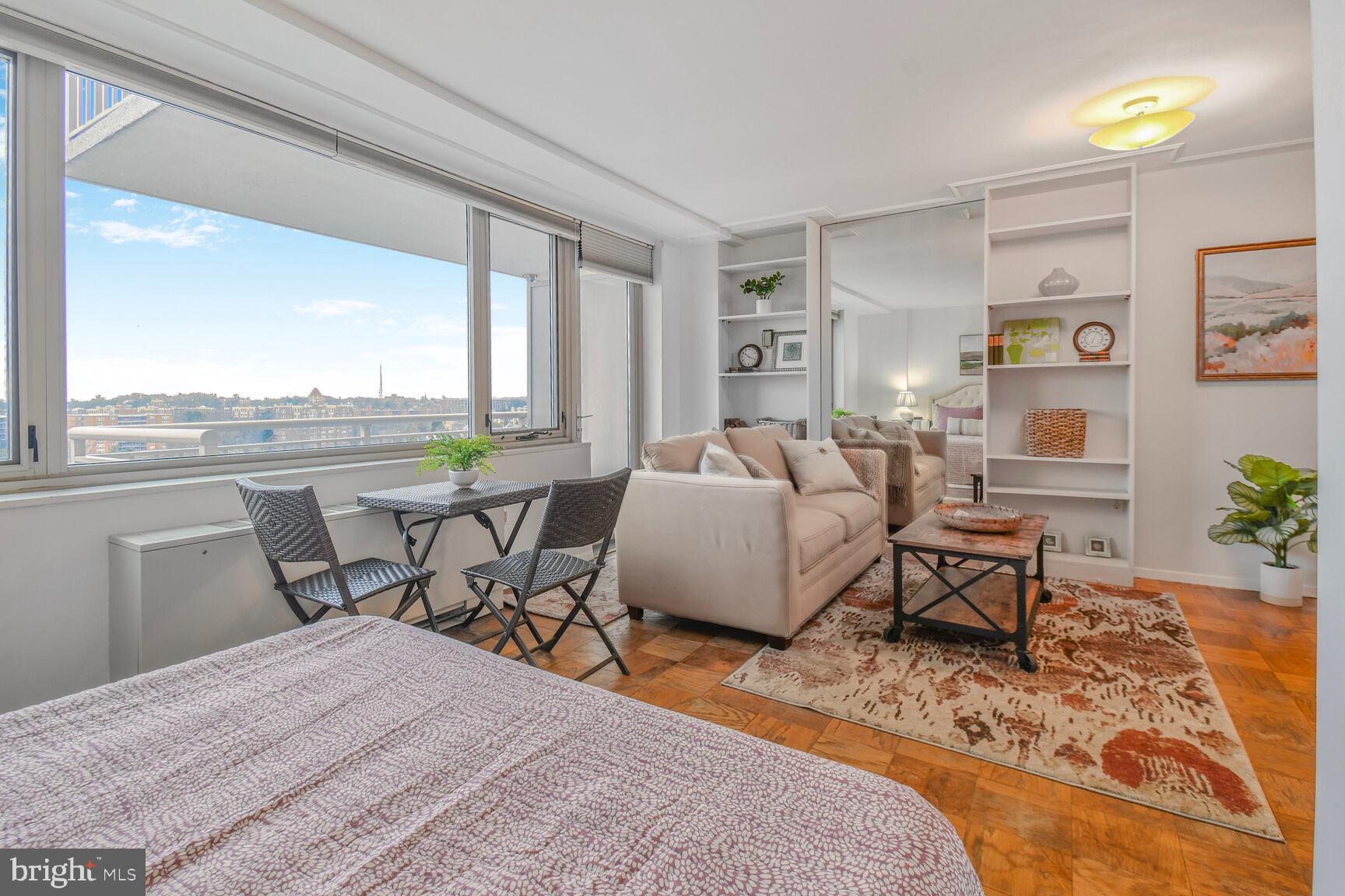 2800 Wisconsin Ave NW #906