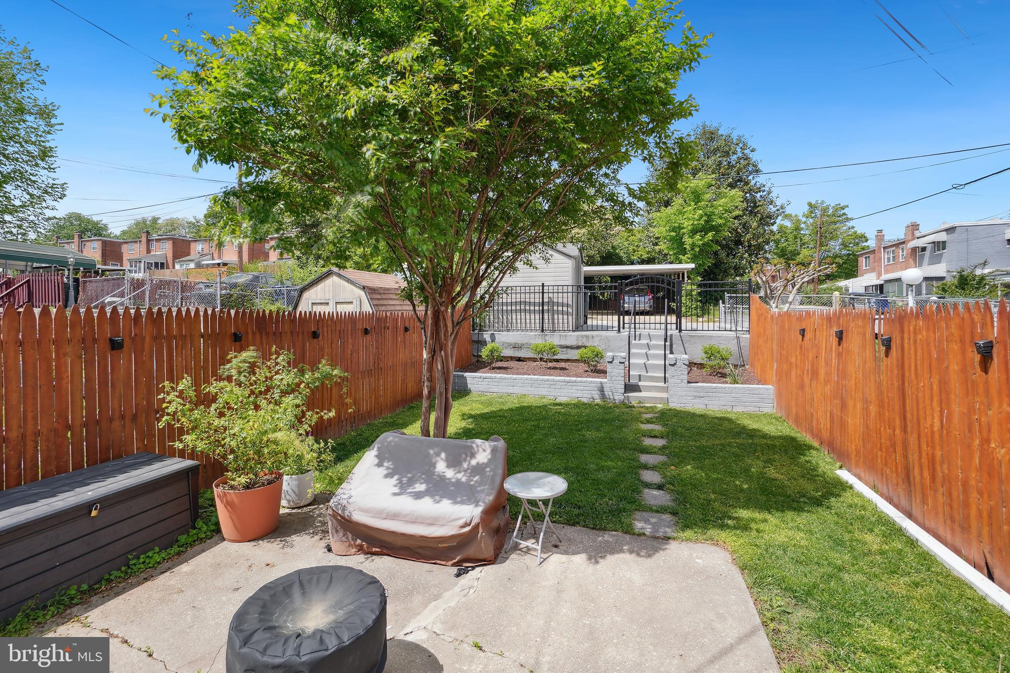 13 Tuckerman St NW