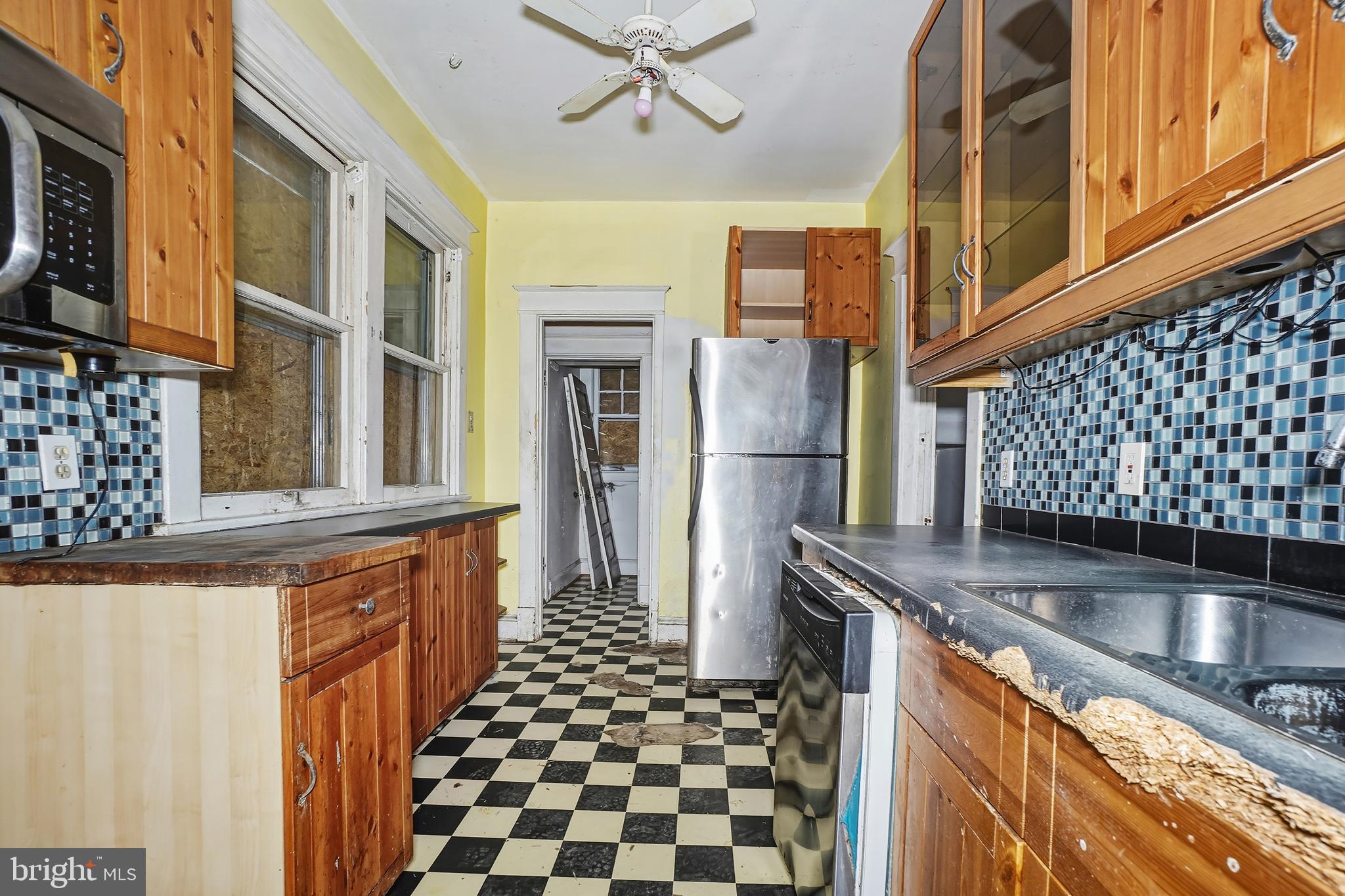 200 VAN BUREN STREET NW