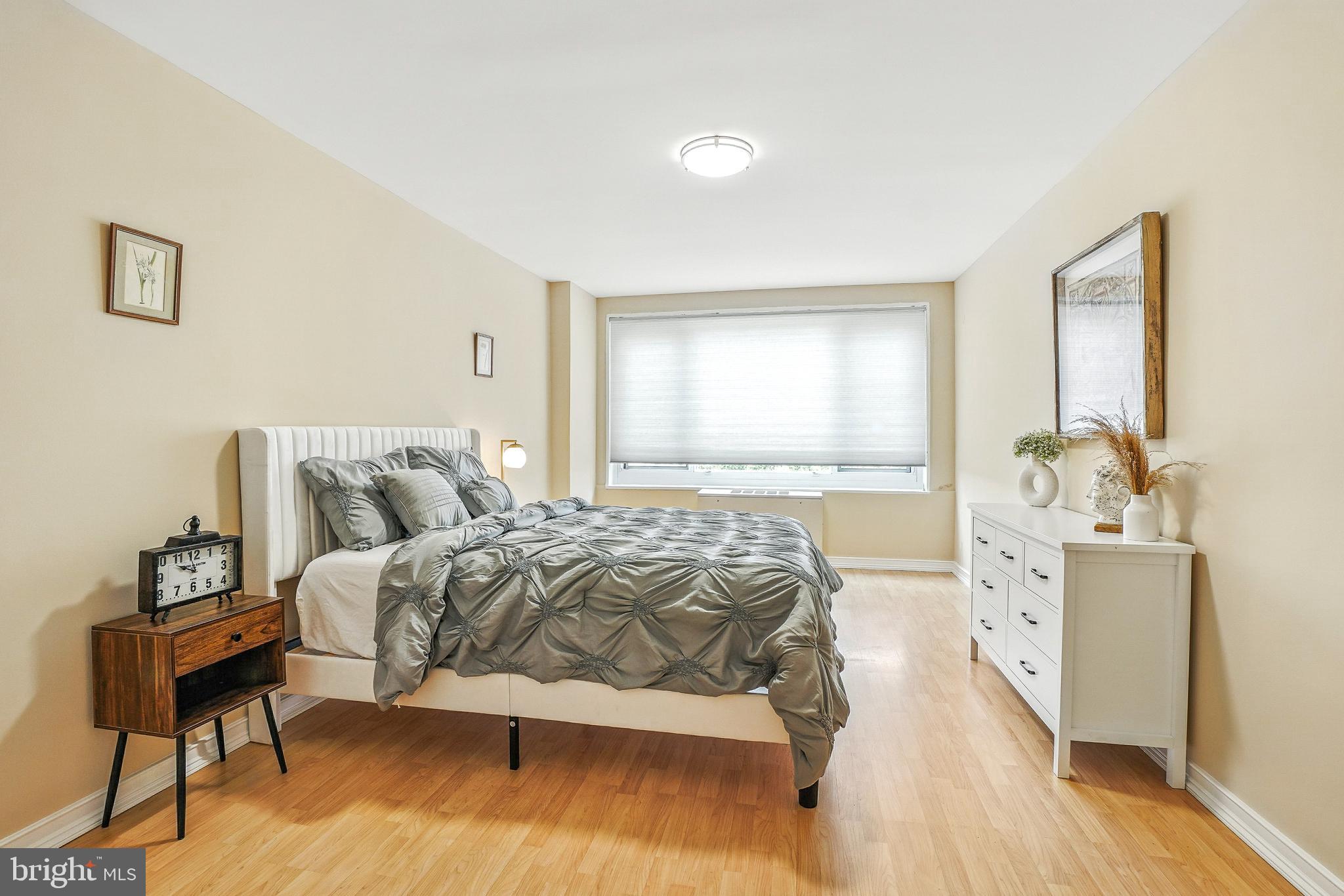 1330 New Hampshire Ave NW #818