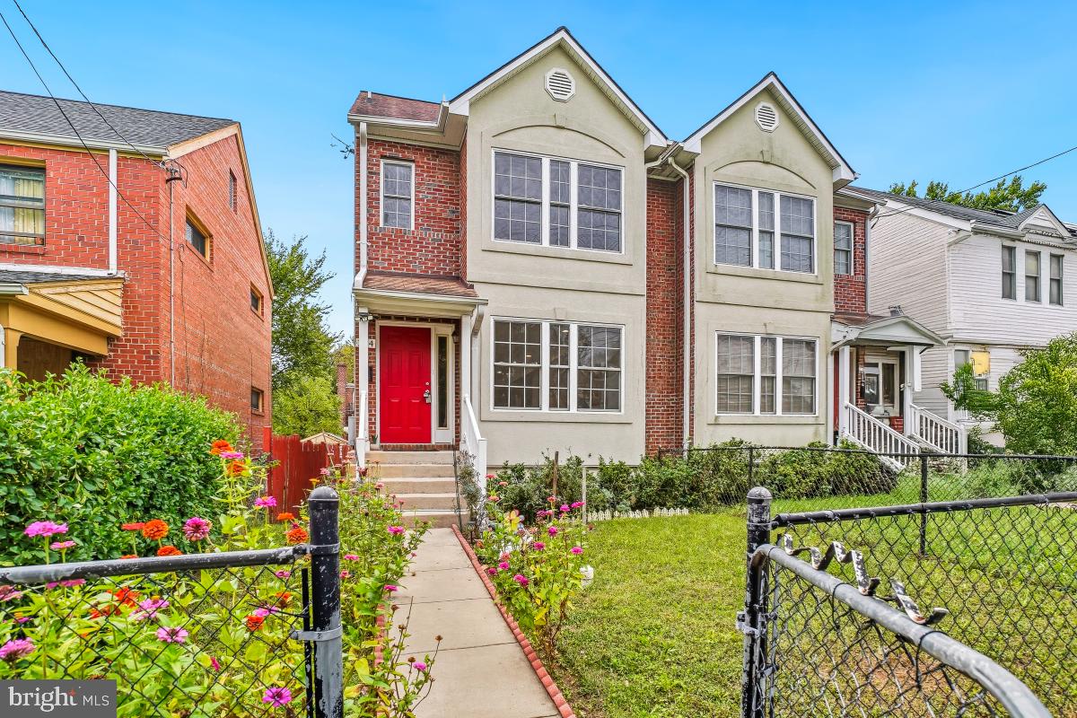 154 FORRESTER STREET SW