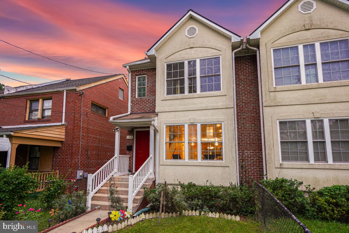 154 FORRESTER STREET SW