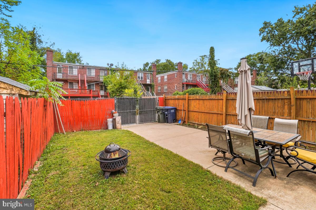 154 FORRESTER STREET SW