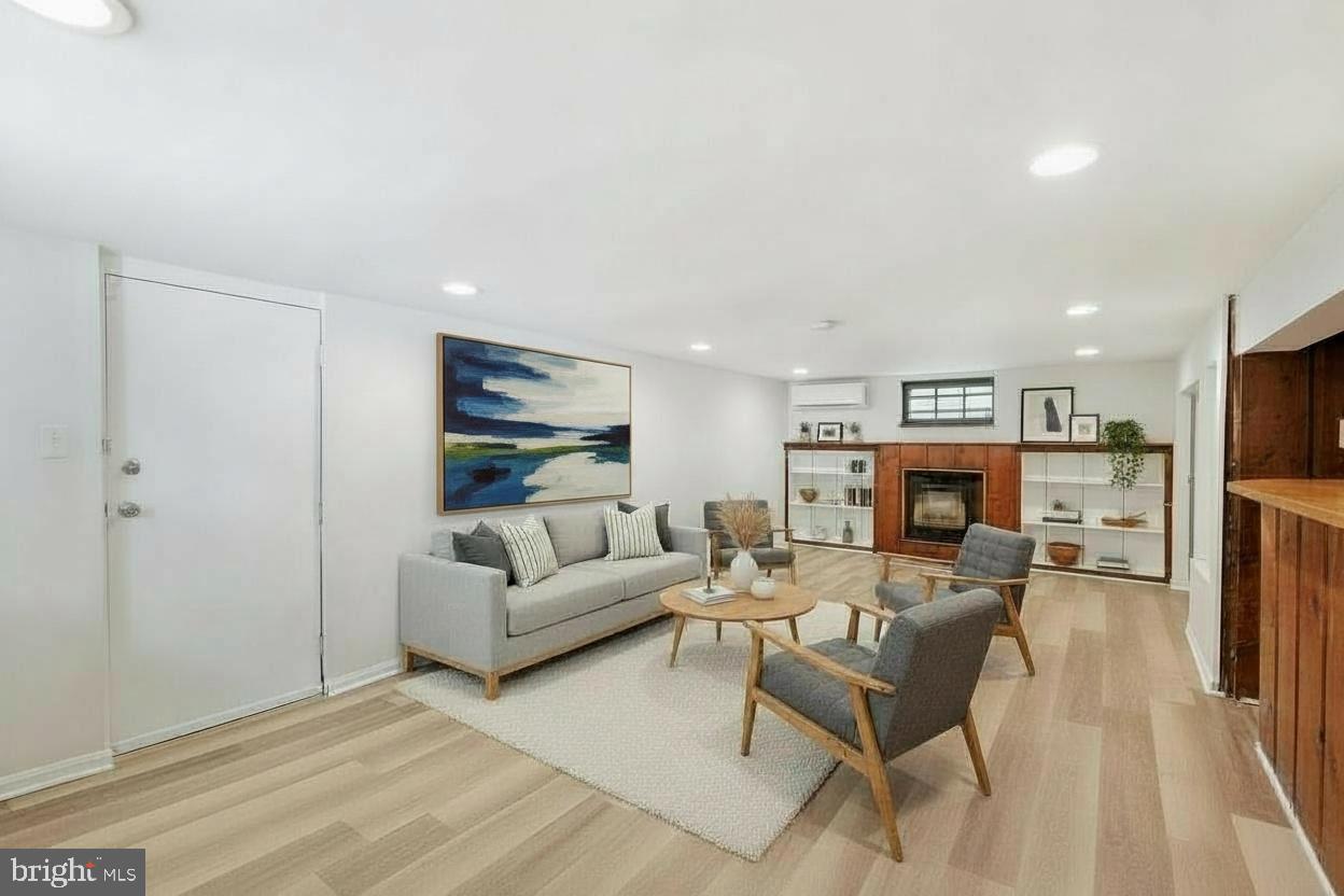 428 WHITTIER STREET NW