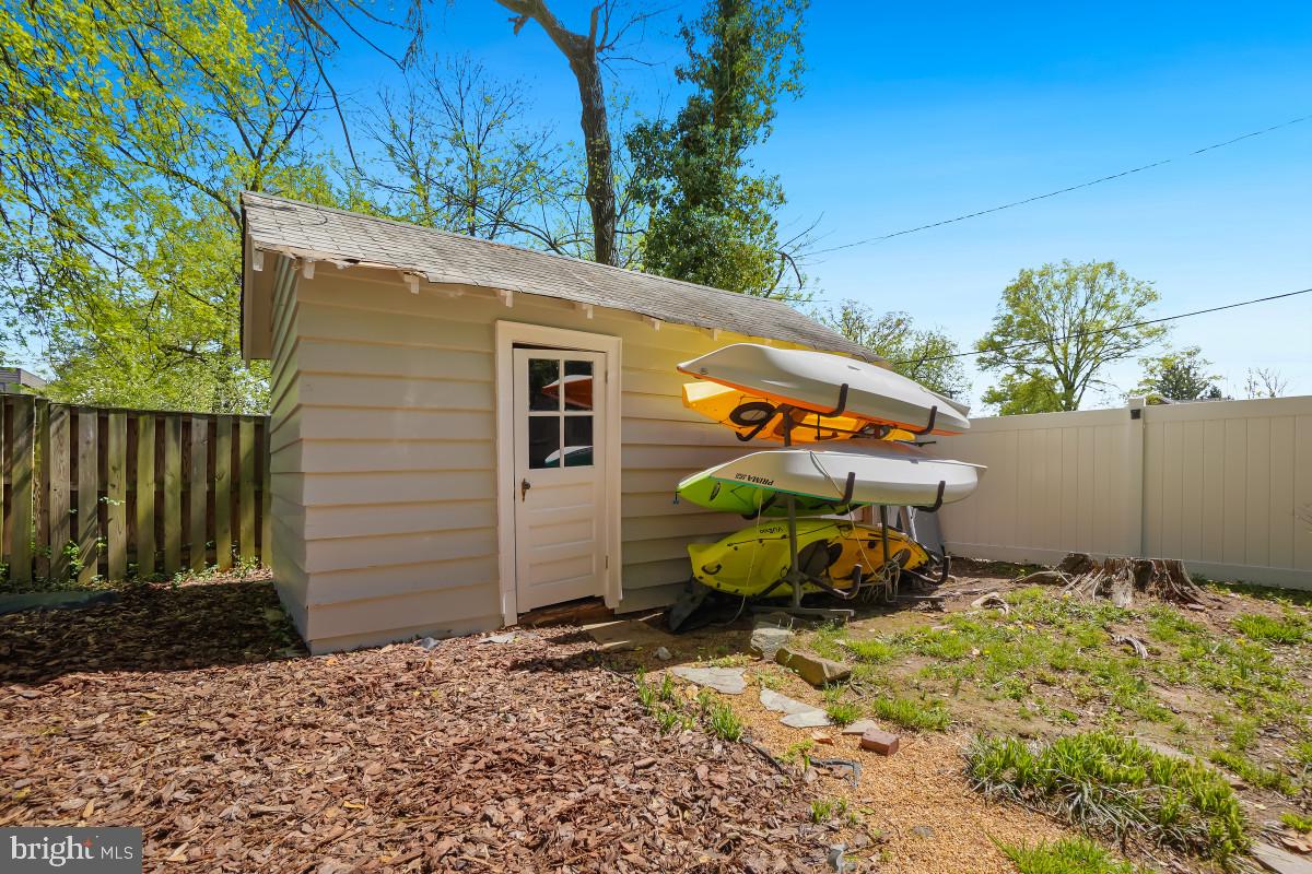 428 WHITTIER STREET NW