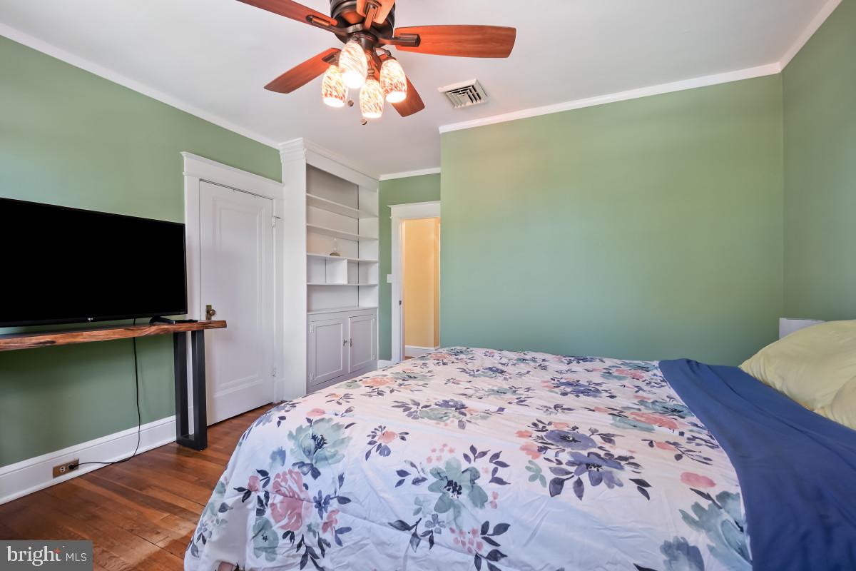 428 WHITTIER STREET NW