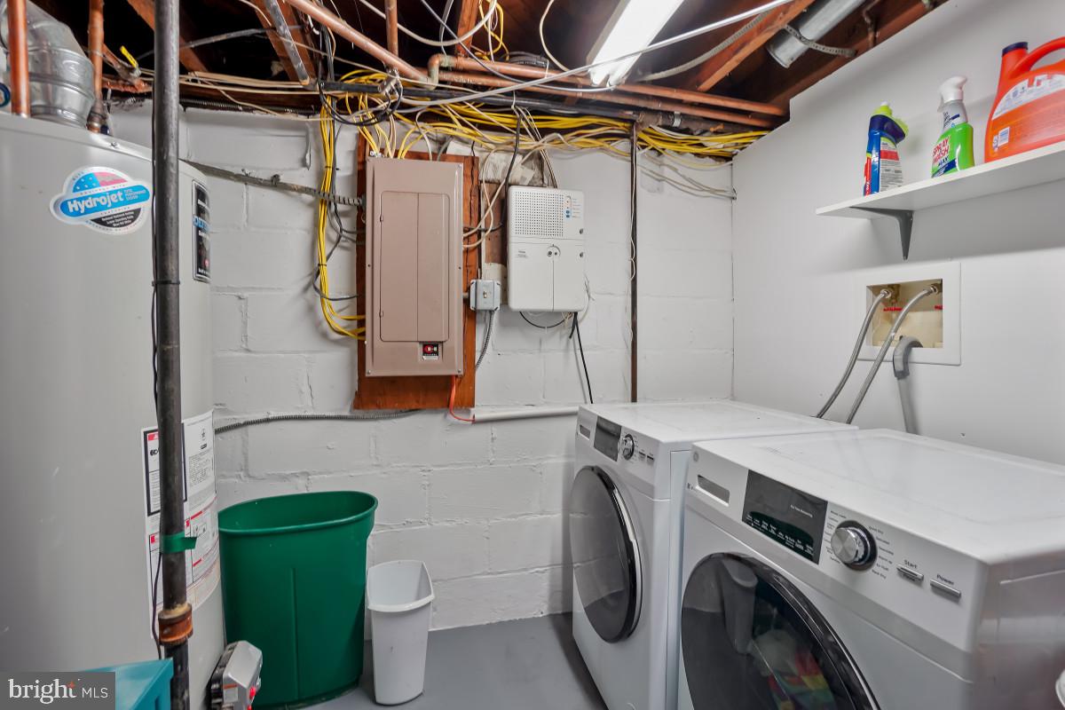 428 WHITTIER STREET NW