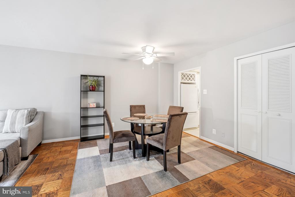 5406 CONNECTICUT AVENUE NW 401