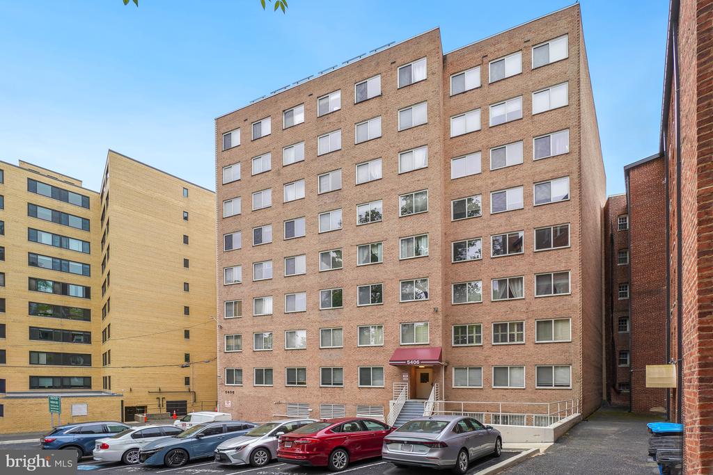 5406 CONNECTICUT AVENUE NW 401