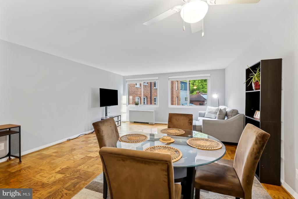 5406 CONNECTICUT AVENUE NW 401
