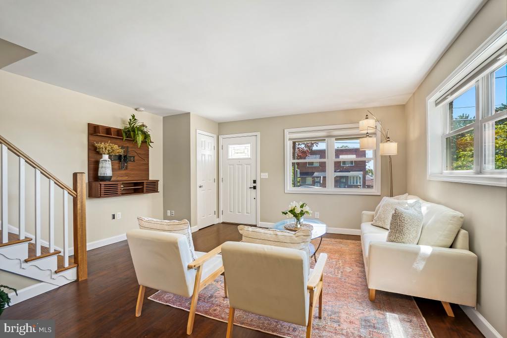 6532 NORTH CAPITOL STREET NW