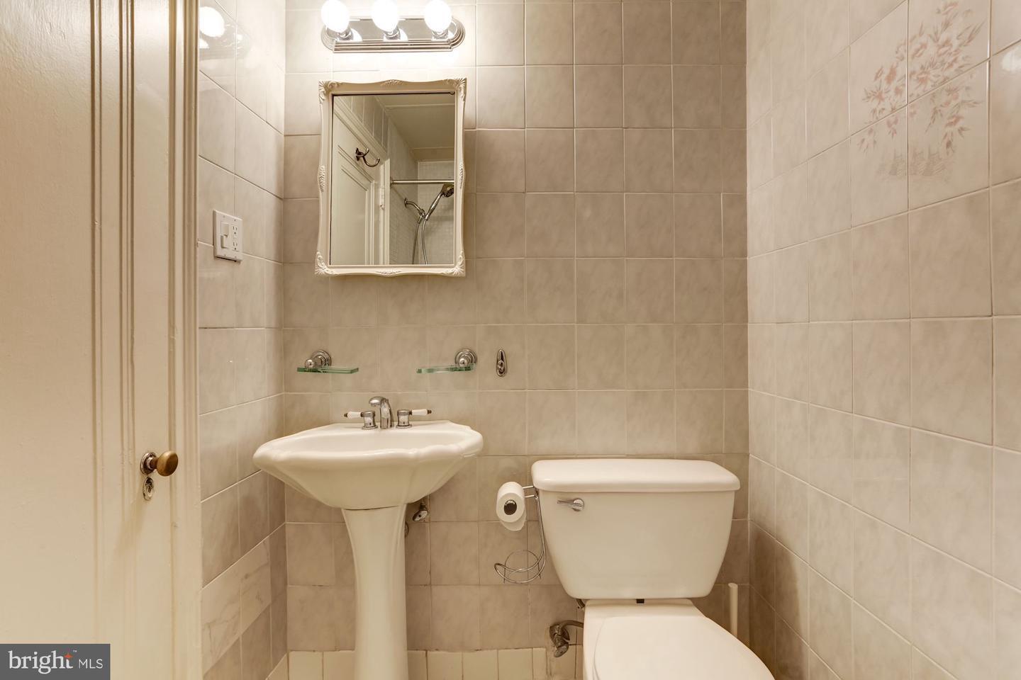 4701 CONNECTICUT AVENUE NW Unit: 300