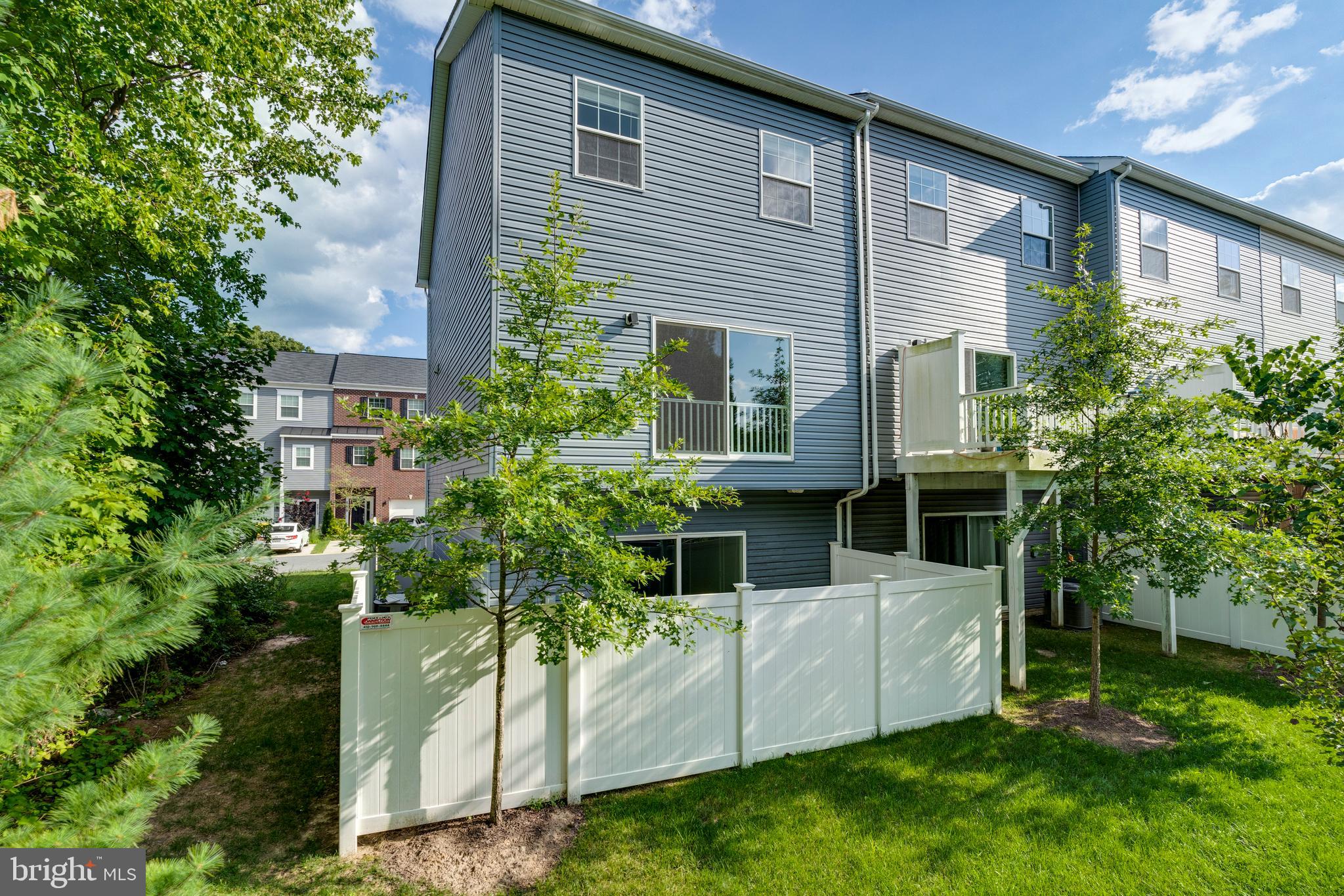 7720 Lexington Ct