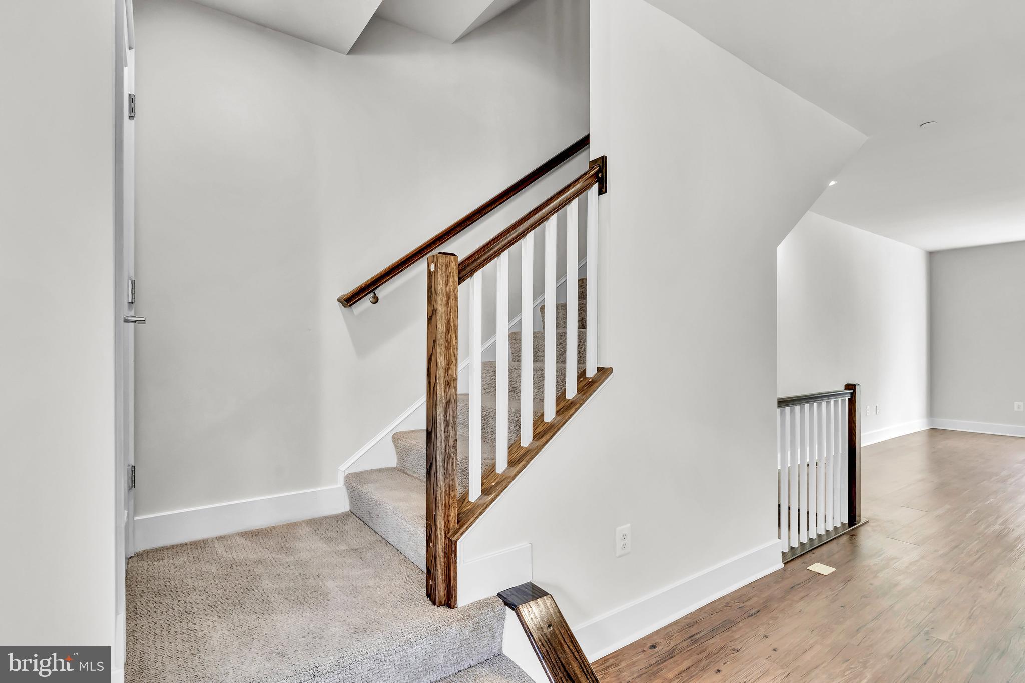 7720 Lexington Ct