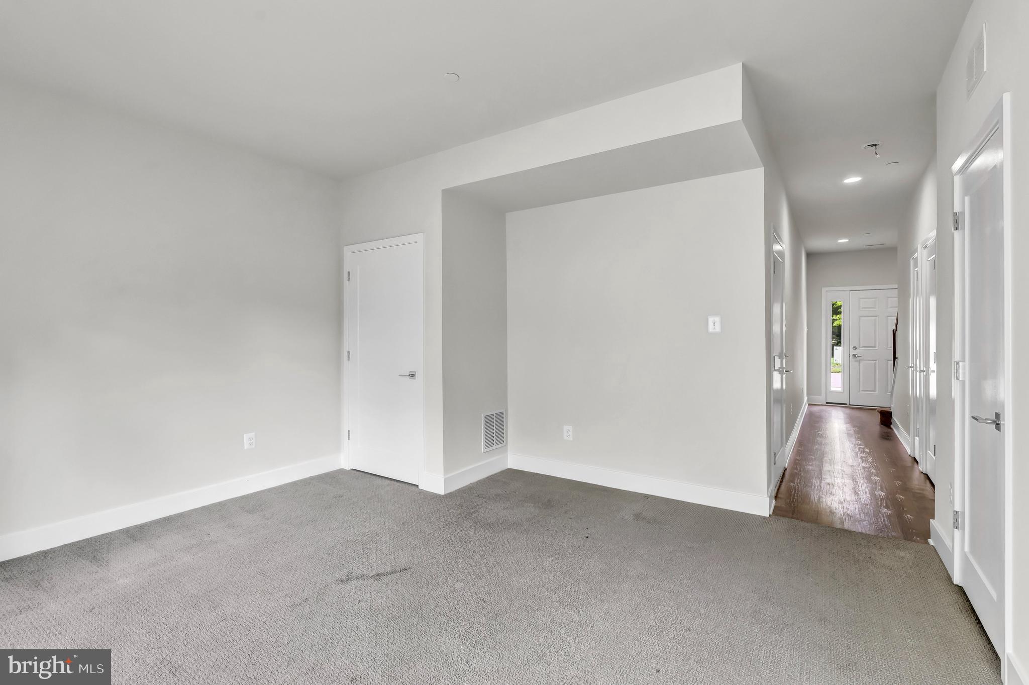 7720 Lexington Ct