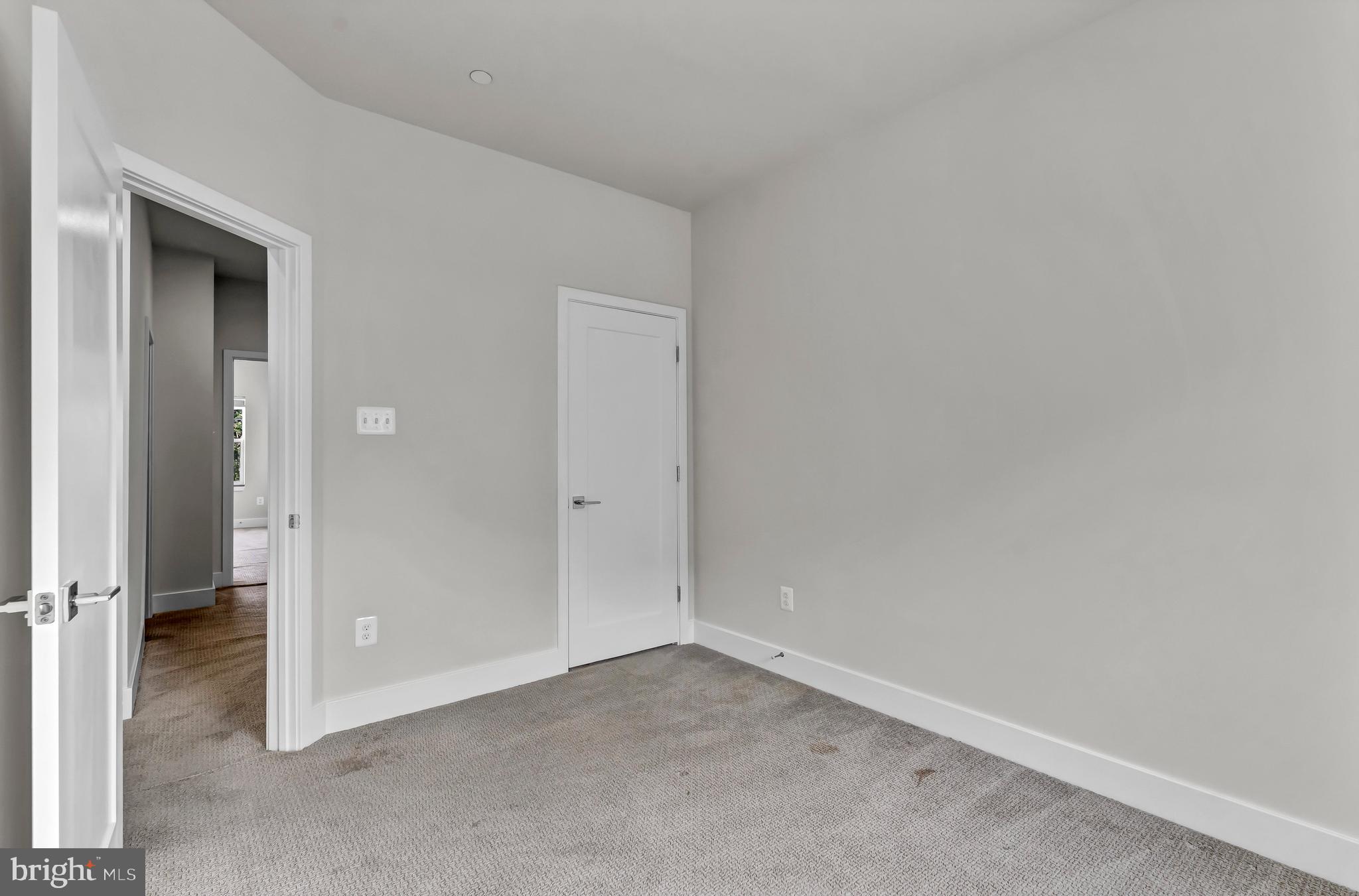 7720 Lexington Ct