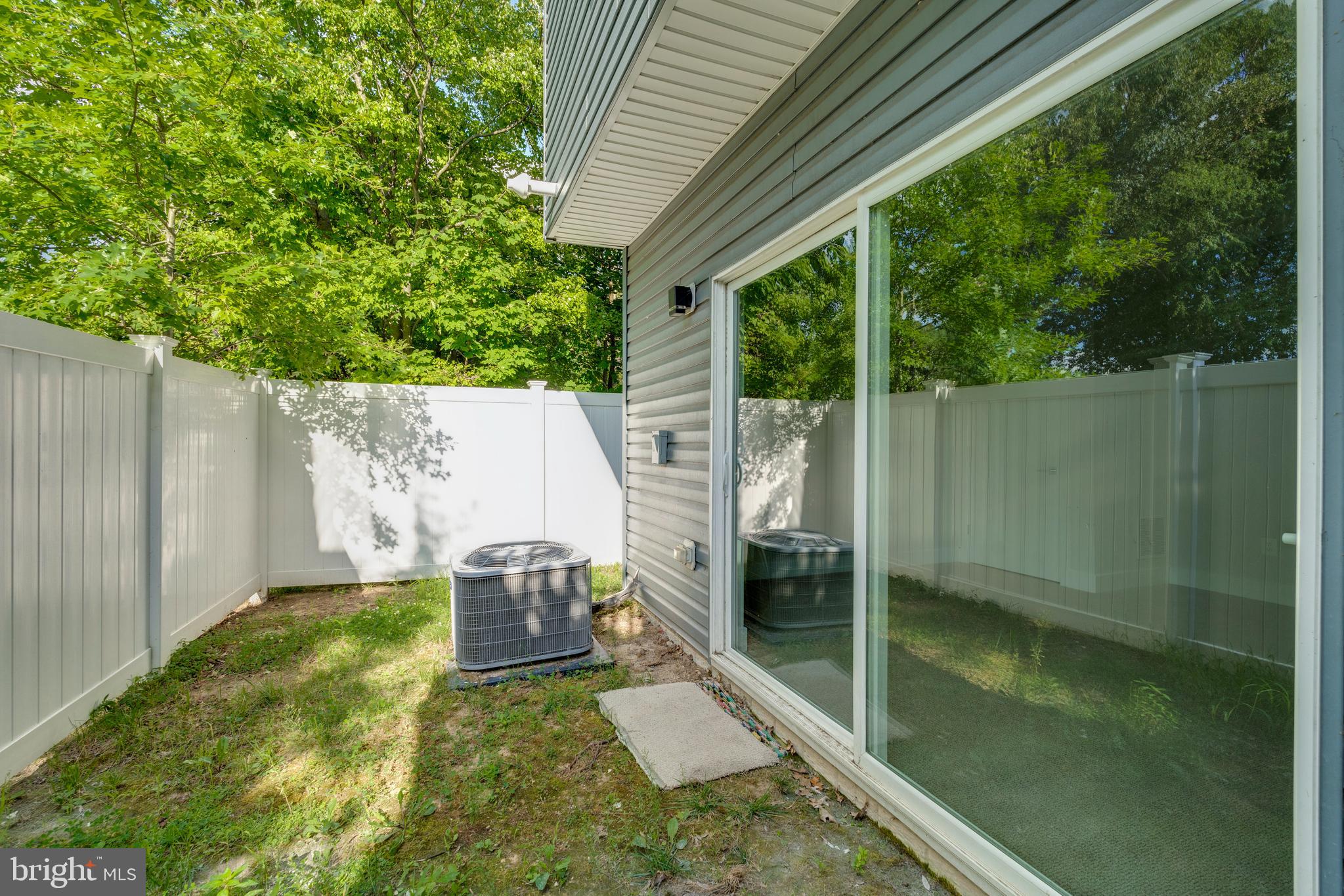 7720 Lexington Ct