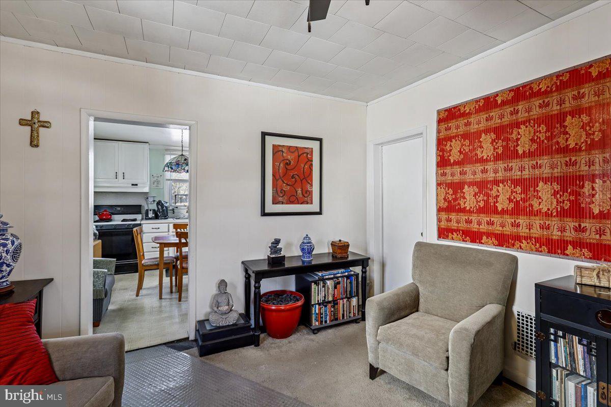 5611 BIRCHWOOD AVENUE