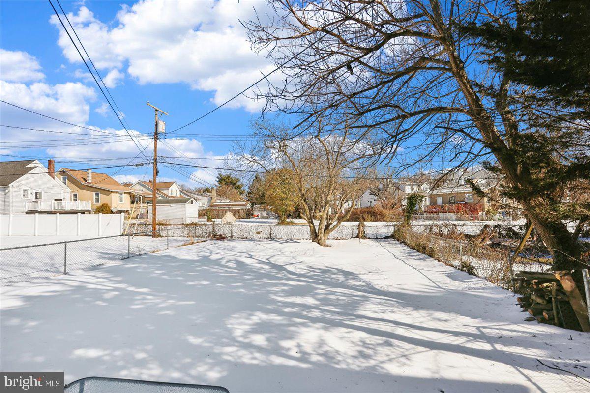 5611 BIRCHWOOD AVENUE