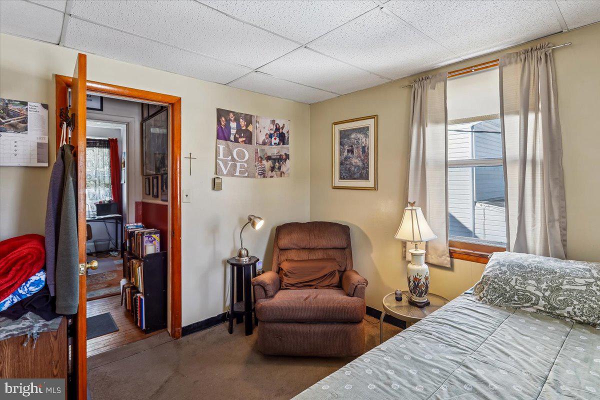 5611 BIRCHWOOD AVENUE