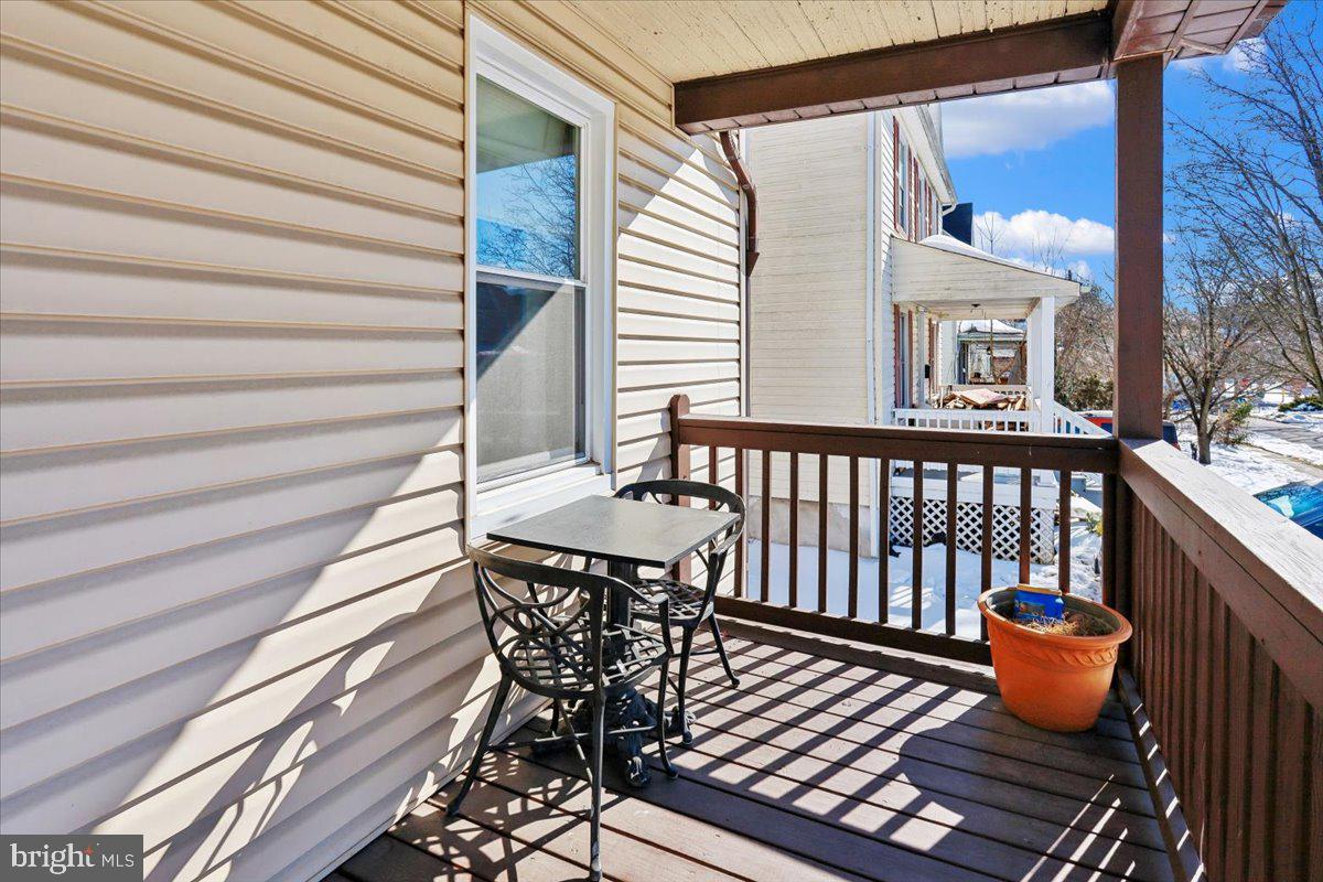 5611 BIRCHWOOD AVENUE