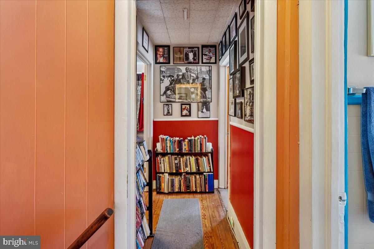 5611 BIRCHWOOD AVENUE