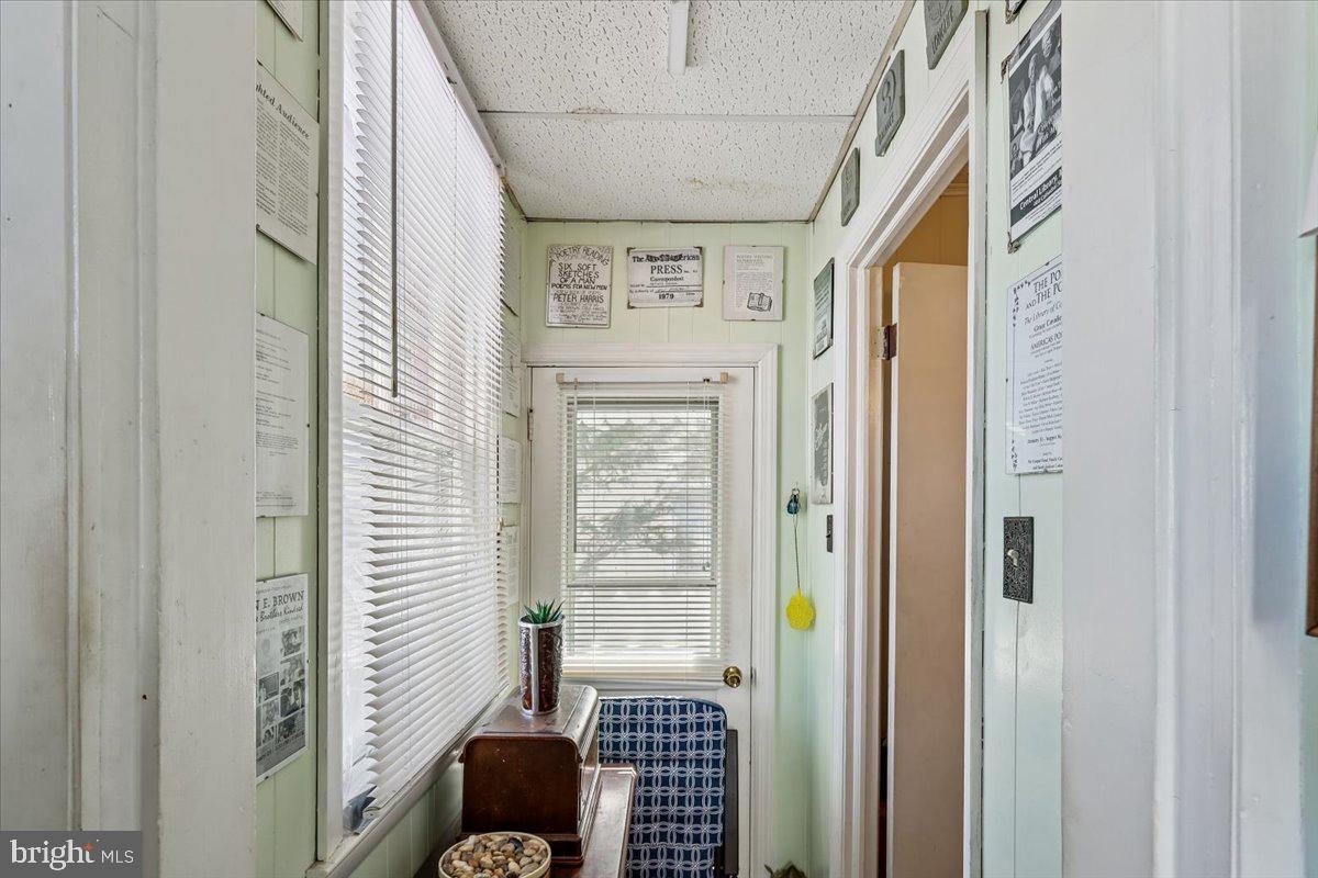 5611 BIRCHWOOD AVENUE