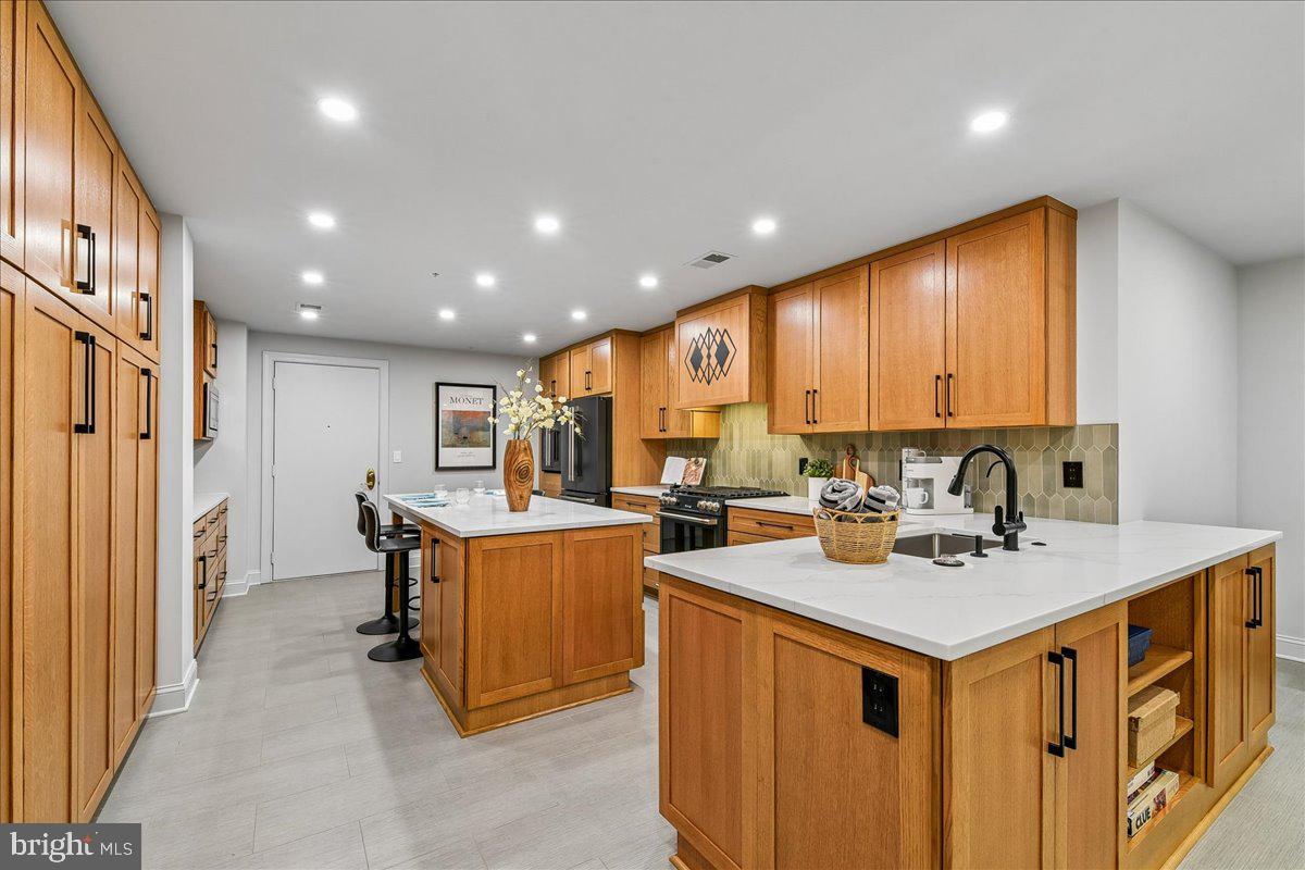 7902 BRYNMOR COURT 101