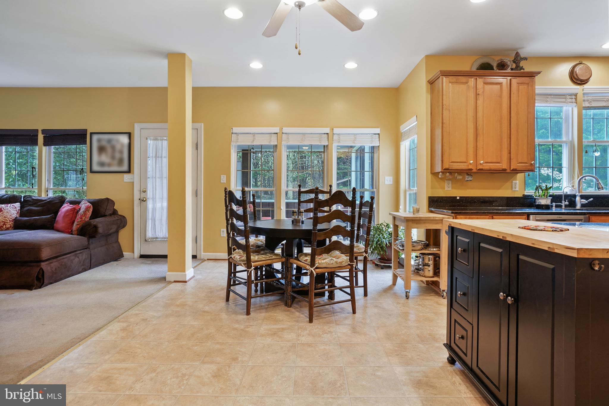 5228 Grovemont Dr