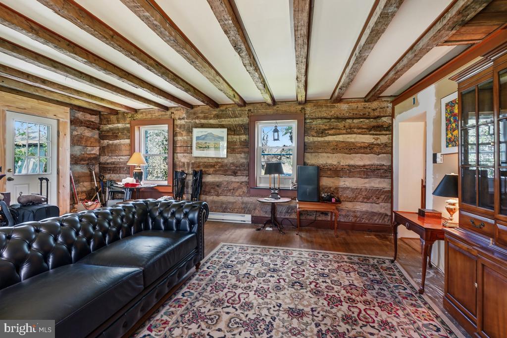 1420 DAISY ROAD