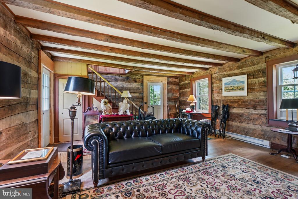 1420 DAISY ROAD