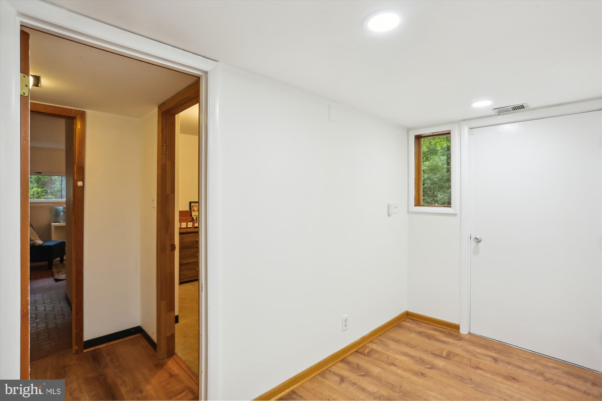 12211 BROOKHAVEN DRIVE
