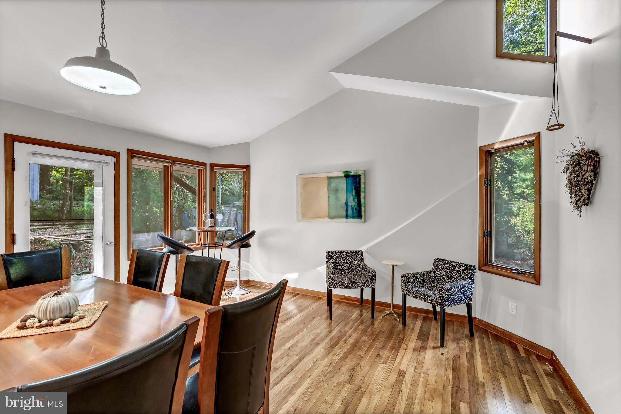 12211 BROOKHAVEN DRIVE