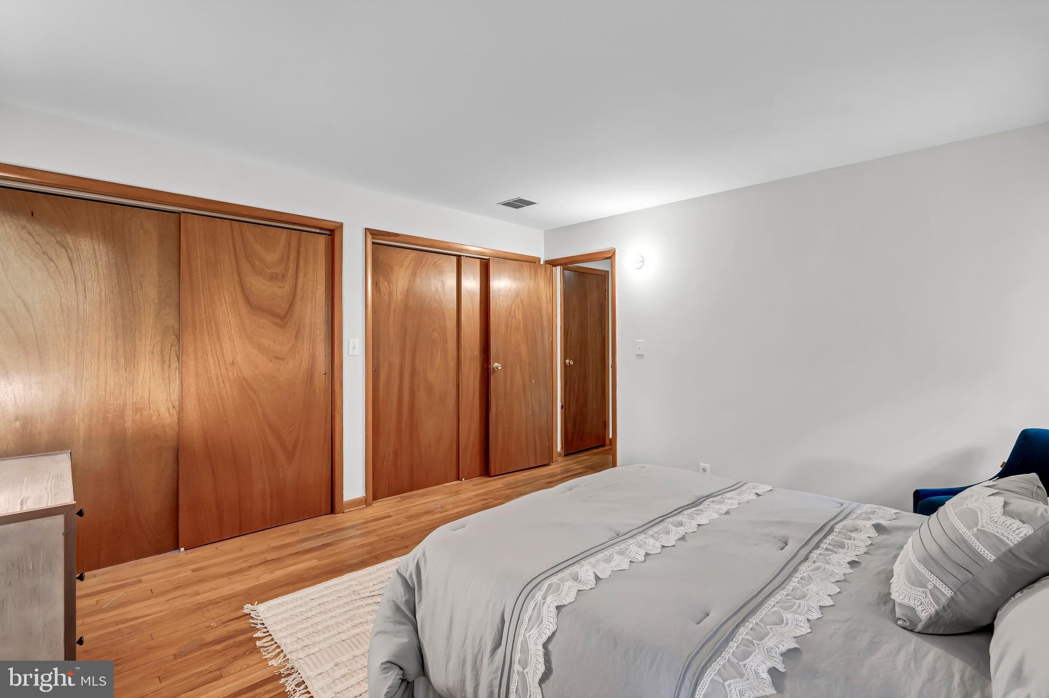 12211 BROOKHAVEN DRIVE