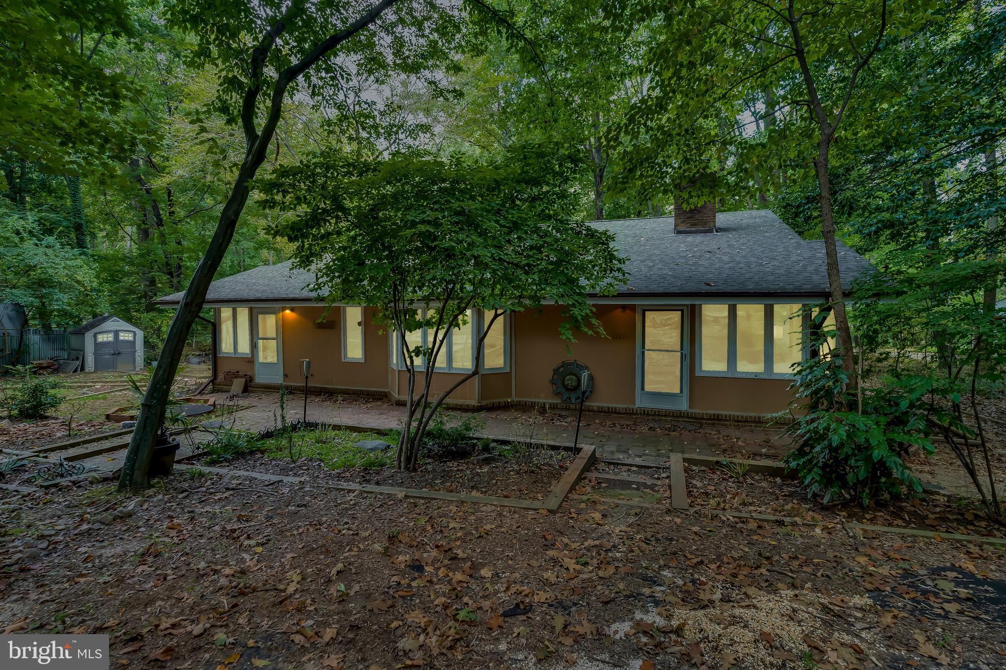12211 BROOKHAVEN DRIVE