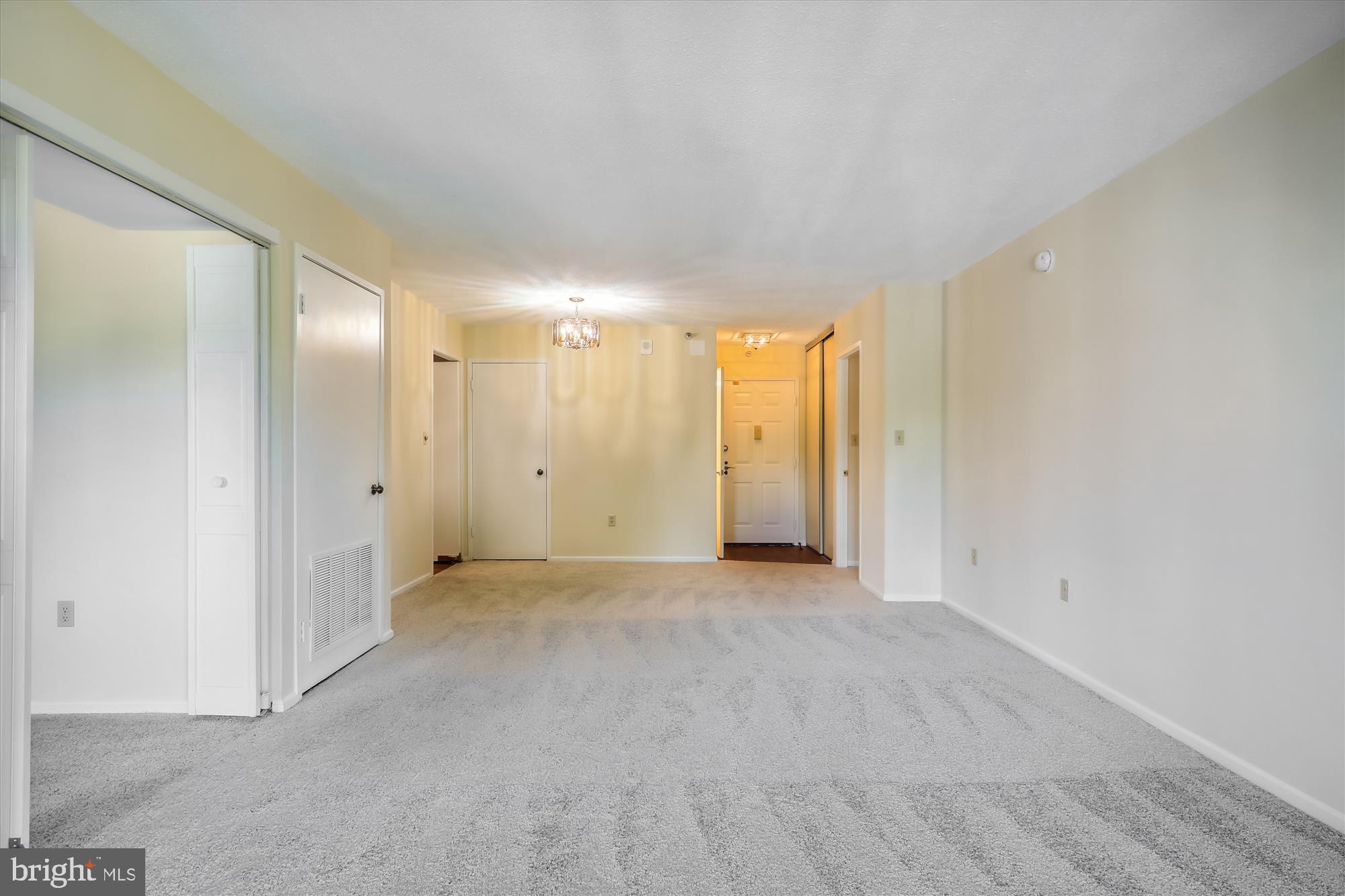15107 Interlachen Dr #419
