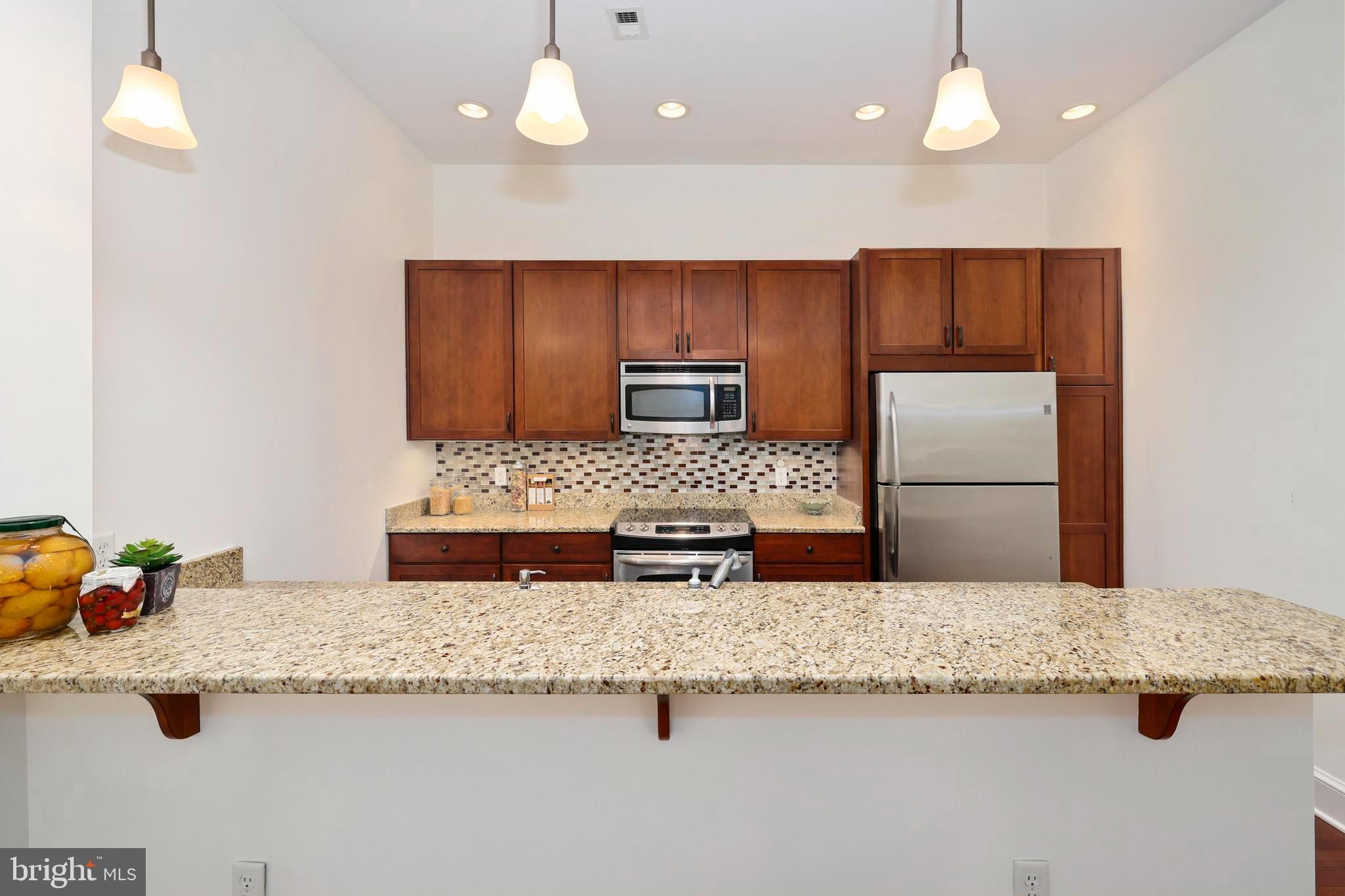 9610 Dewitt DRIVE Unit: BB03