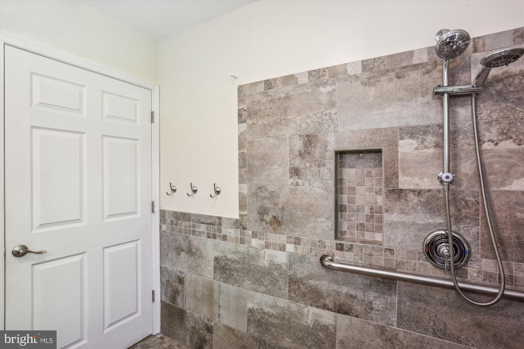12304 Clement Ln
