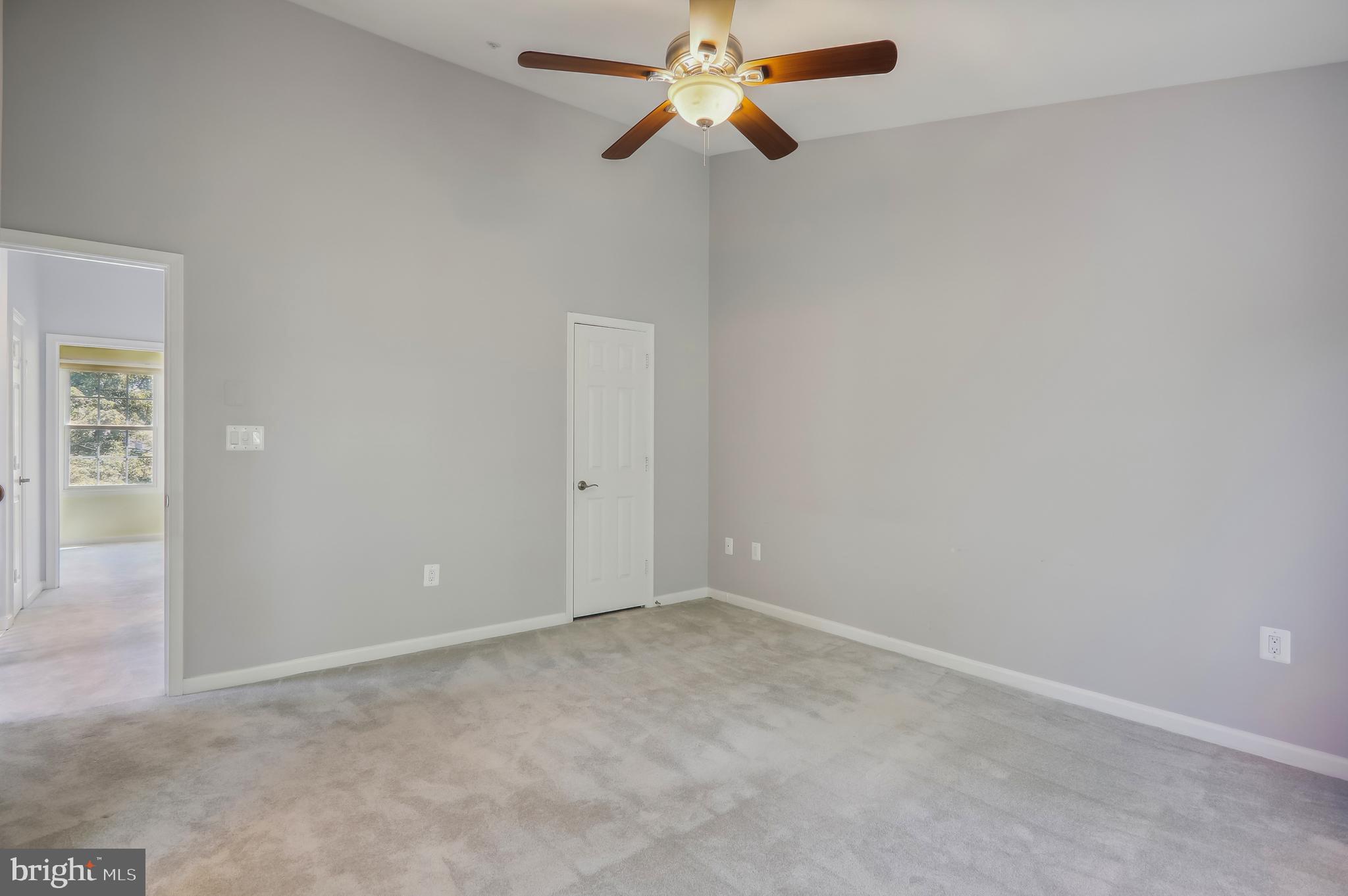 11247 Watermill Ln