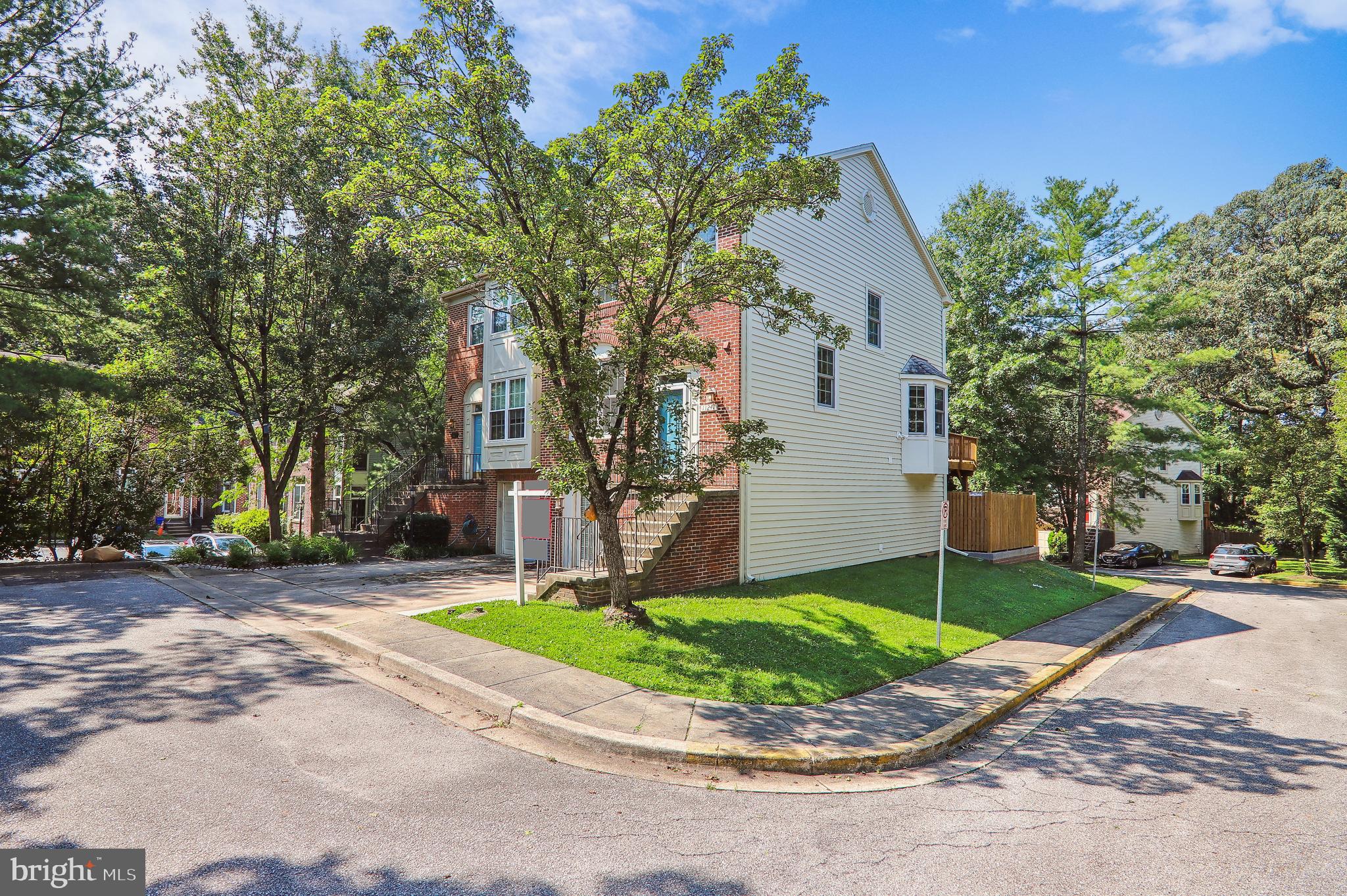 11247 Watermill Ln