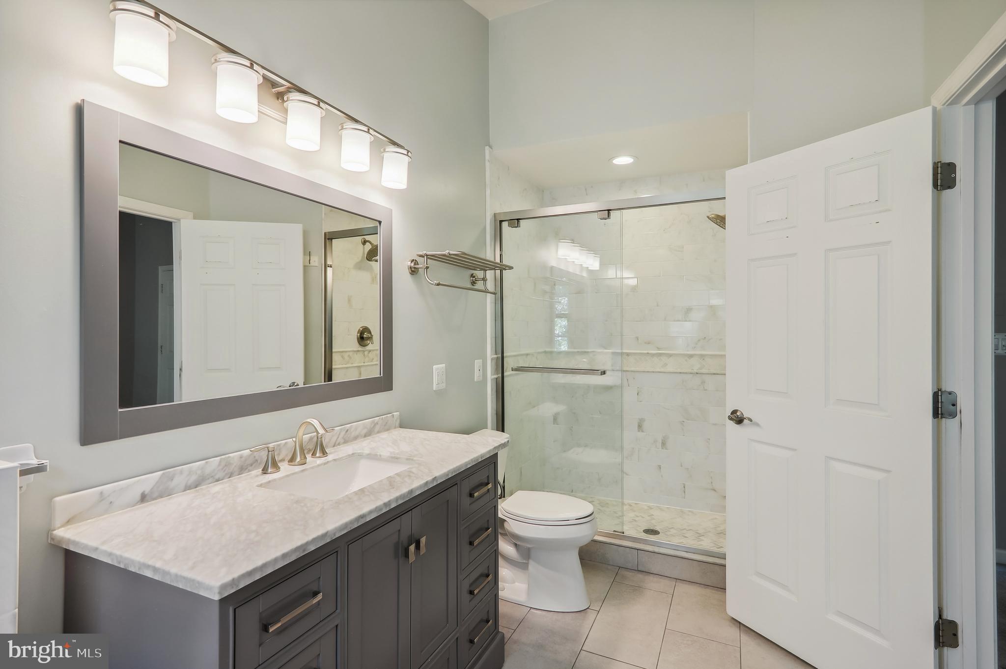 11247 Watermill Ln