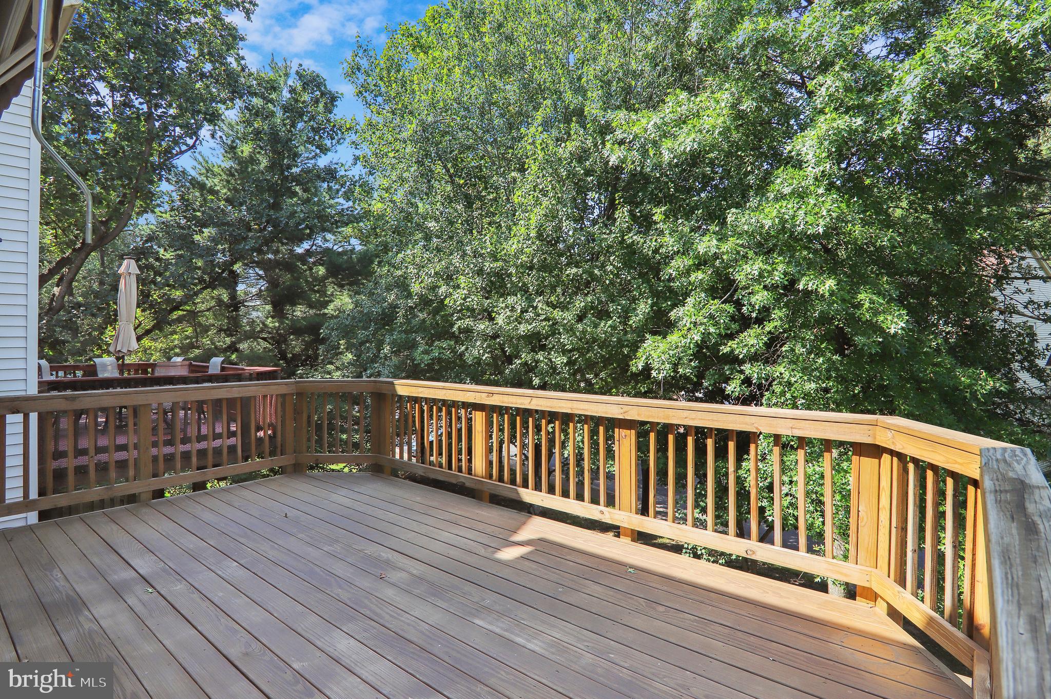 11247 Watermill Ln