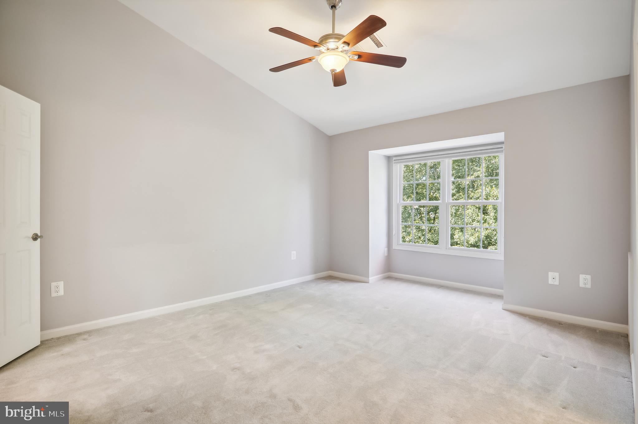 11247 Watermill Ln